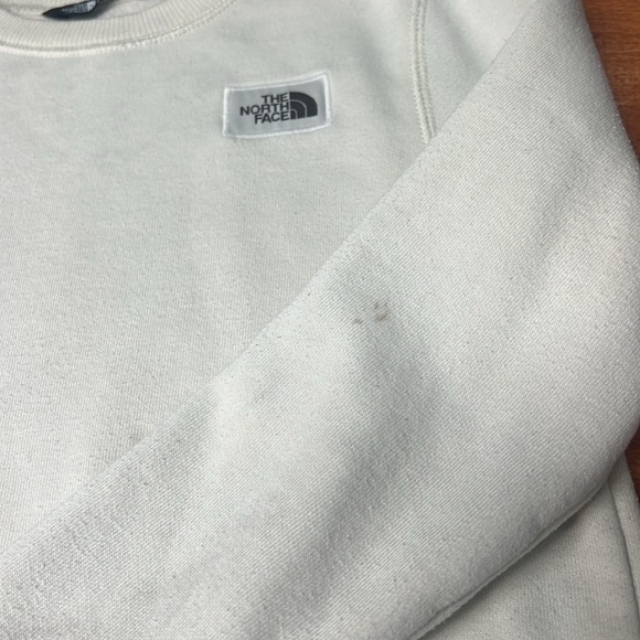 The North Face Kids Cream Small (7-8) sweatshirt, FLAWED. See description/pics - Picture 5 of 7